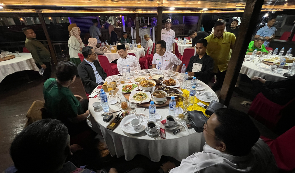 Sekjen PPP Arwani melakukan pertemuan Dengan Ria Norsan