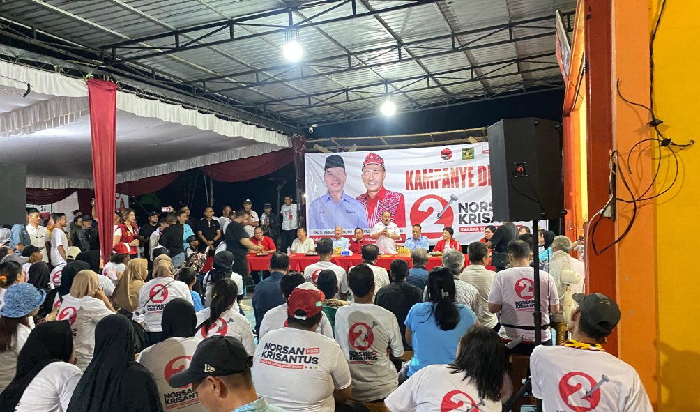 Ria Norsan dan Krisantus Kurniawan, melakukan kampanye dialogis pada Senin (11/11/2024).