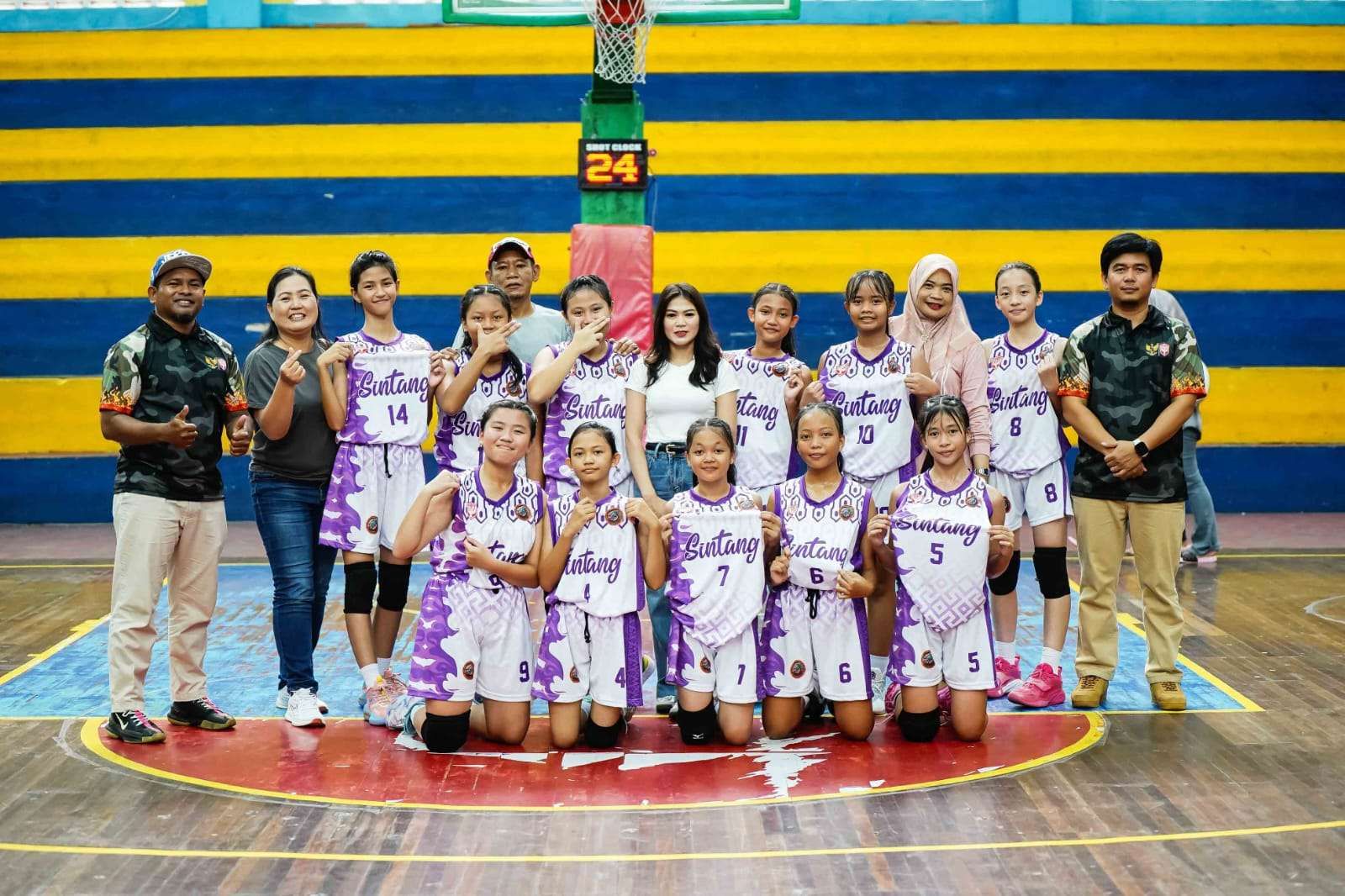 Tim Basket Putri Dragon Sintang KU 13